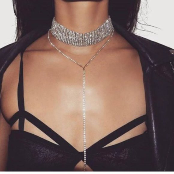 *New* Elegant 14 Inch Long Rhinestone Choker - Picture 2 of 6